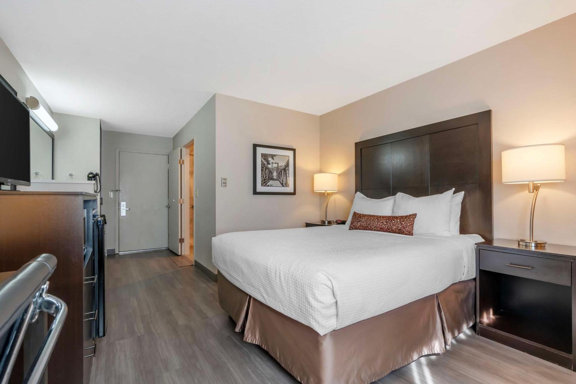 Hotel Western Of 3*